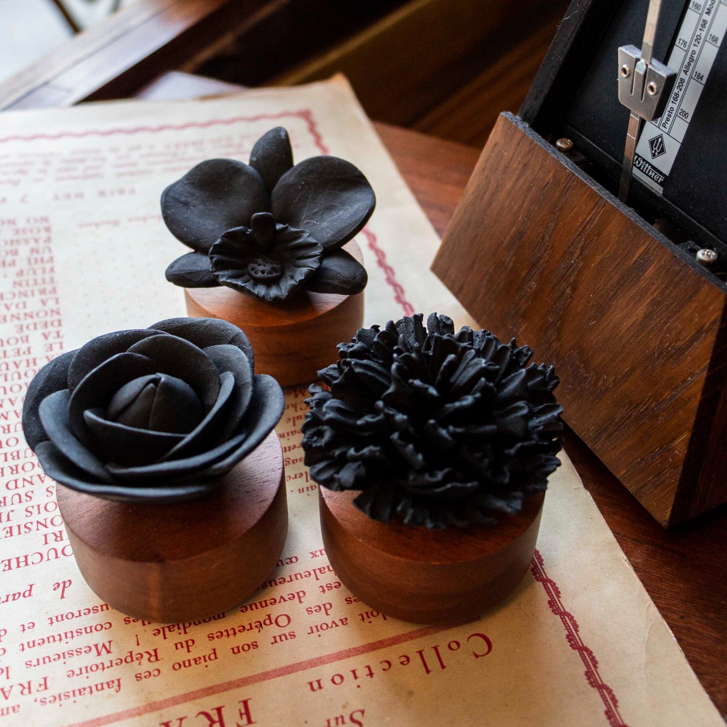Orchid Sculpture Black