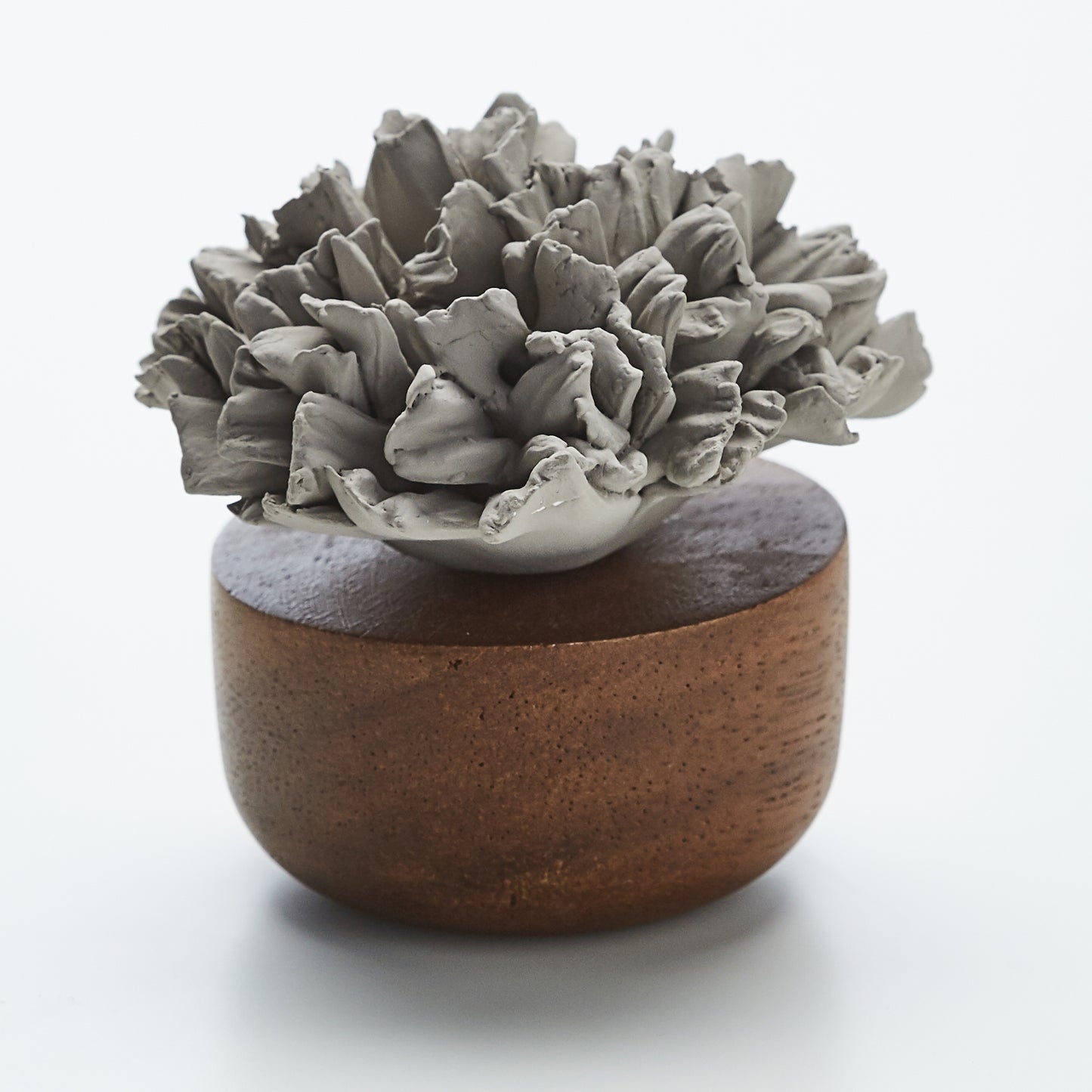Oeillet Sculpture Grey