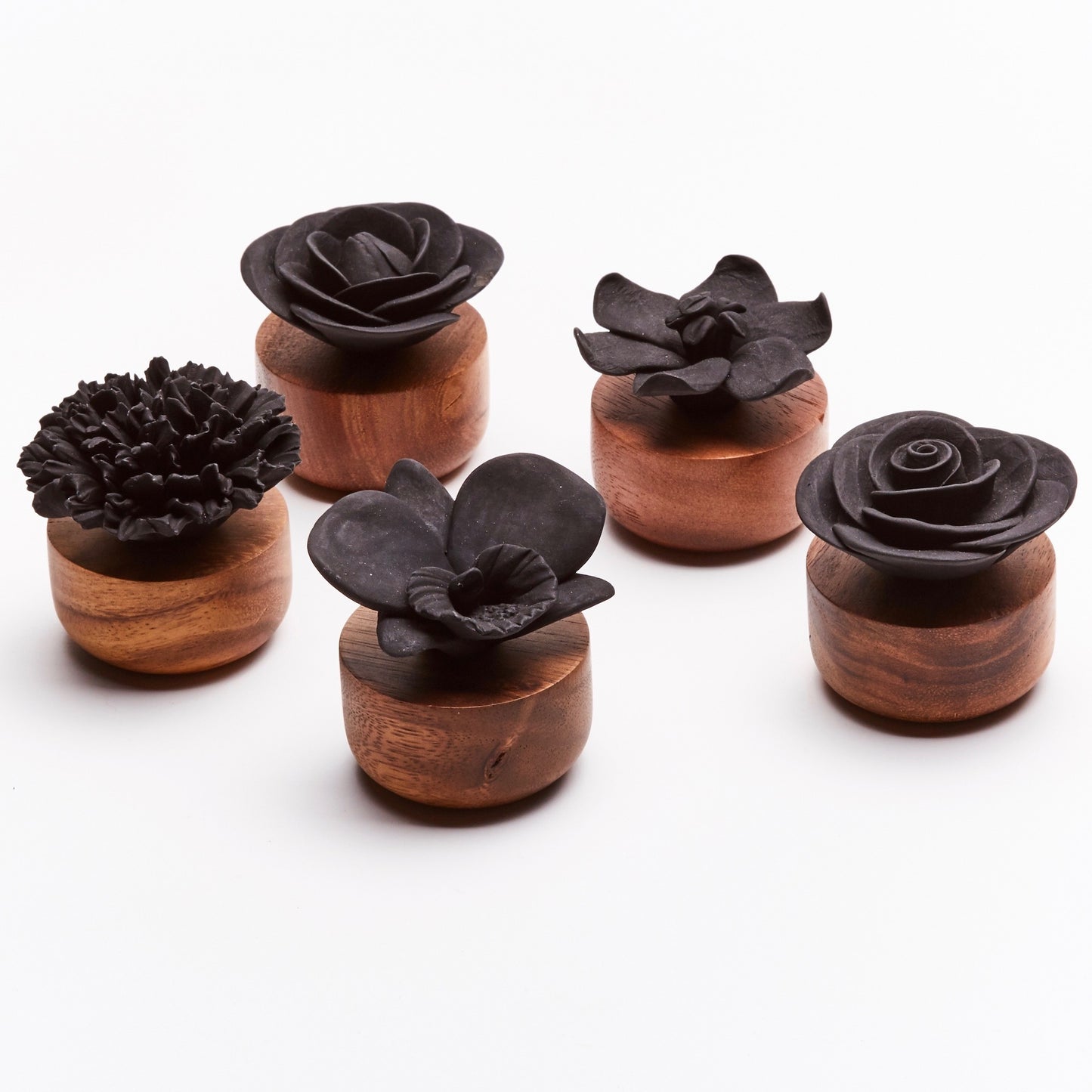 Gardenia Sculpture Black
